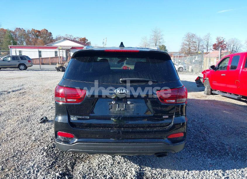 Photo 16 of 2019 Kia Sorento 2.4L LX (VIN 5XYPG4A30KG530542)