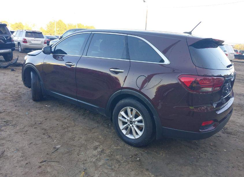 Photo 3 of 2019 Kia Sorento 2.4L LX (VIN 5XYPG4A30KG568806)