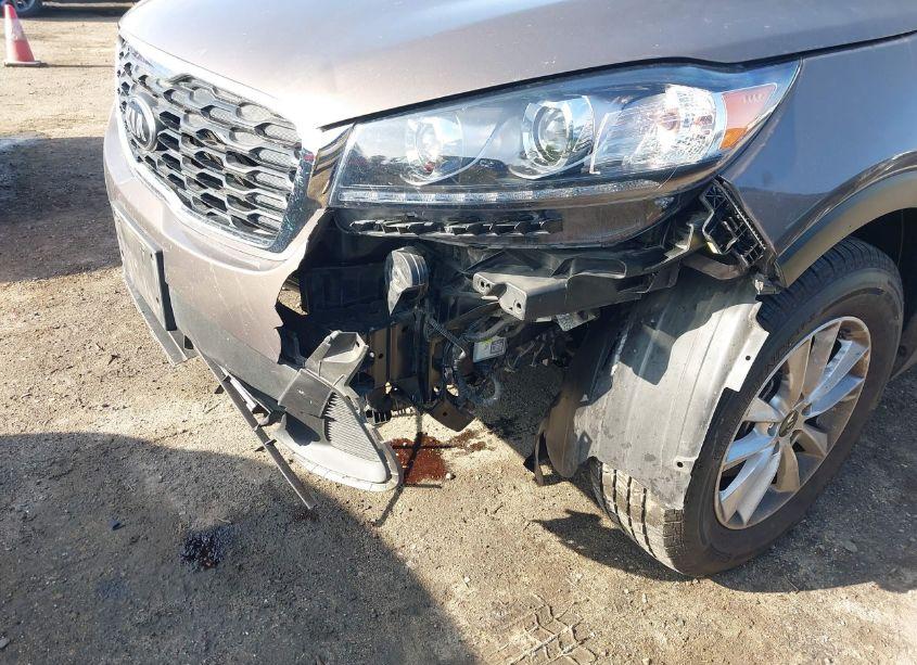 Photo 17 of 2020 Kia Sorento 2.4L LX (VIN 5XYPG4A30LG624485)