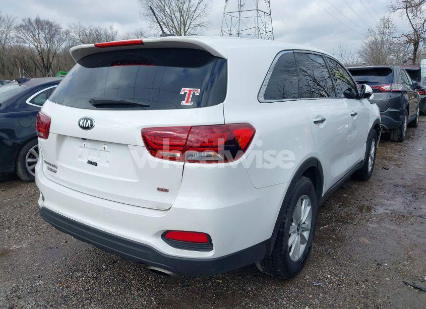 Photo 4 of 2020 Kia Sorento 2.4L LX (VIN 5XYPG4A30LG651606)
