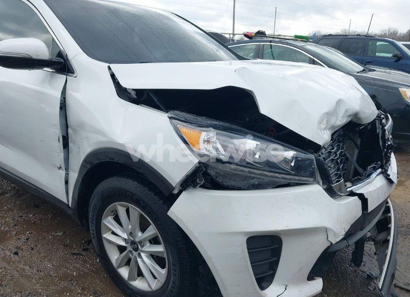Photo 6 of 2020 Kia Sorento 2.4L LX (VIN 5XYPG4A30LG651606)