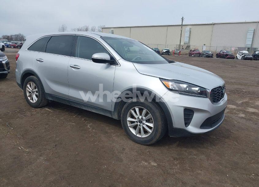 2020 Kia Sorento 2.4L L (VIN 5XYPG4A30LG656482) main photo
