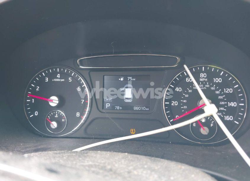Photo 7 of 2020 Kia Sorento 2.4L LX (VIN 5XYPG4A30LG666591)