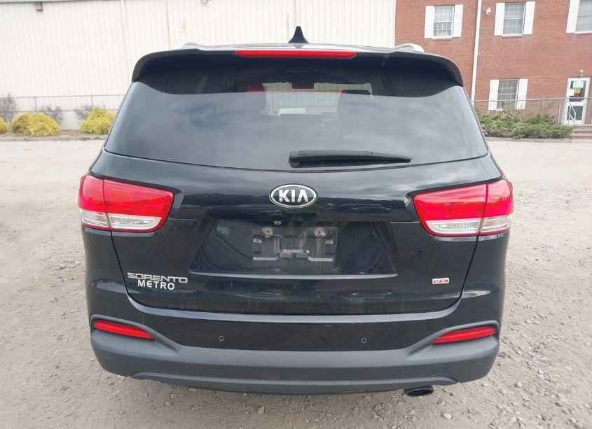 Photo 16 of 2016 Kia Sorento 2.4L LX (VIN 5XYPG4A31GG048203)