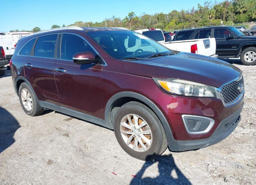 2016 Kia Sorento 2.4L LX (VIN 5XYPG4A31GG128522) main photo