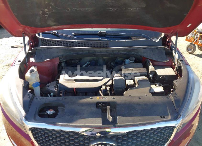 Photo 10 of 2017 Kia Sorento 2.4L LX (VIN 5XYPG4A31HG218626)