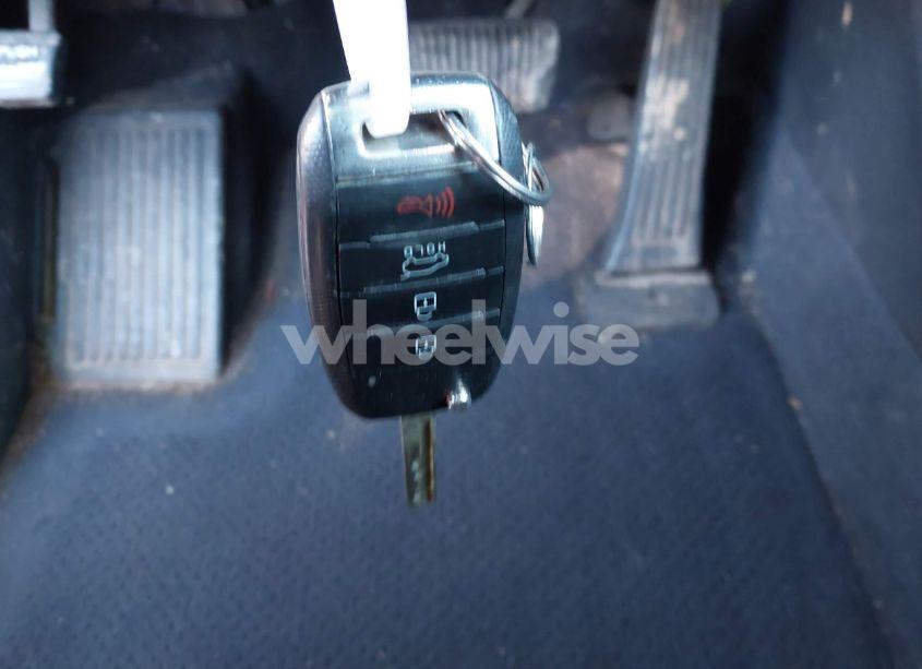 Photo 11 of 2017 Kia Sorento 2.4L LX (VIN 5XYPG4A31HG218626)