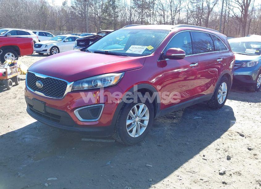 Photo 2 of 2017 Kia Sorento 2.4L LX (VIN 5XYPG4A31HG218626)
