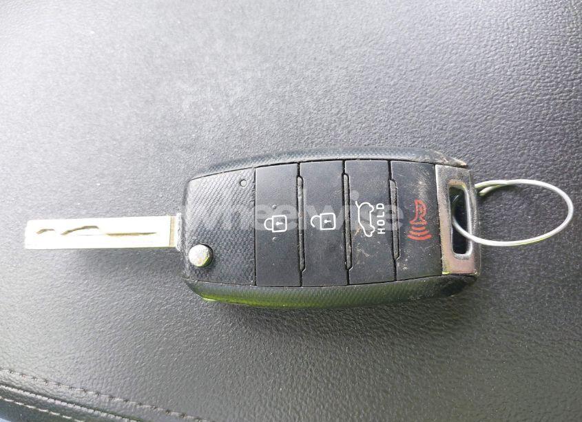 Photo 11 of 2017 Kia Sorento 2.4L LX (VIN 5XYPG4A31HG257958)