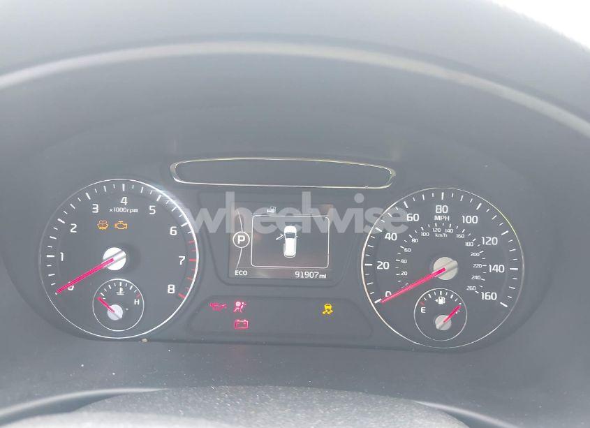 Photo 7 of 2017 Kia Sorento 2.4L LX (VIN 5XYPG4A31HG257958)