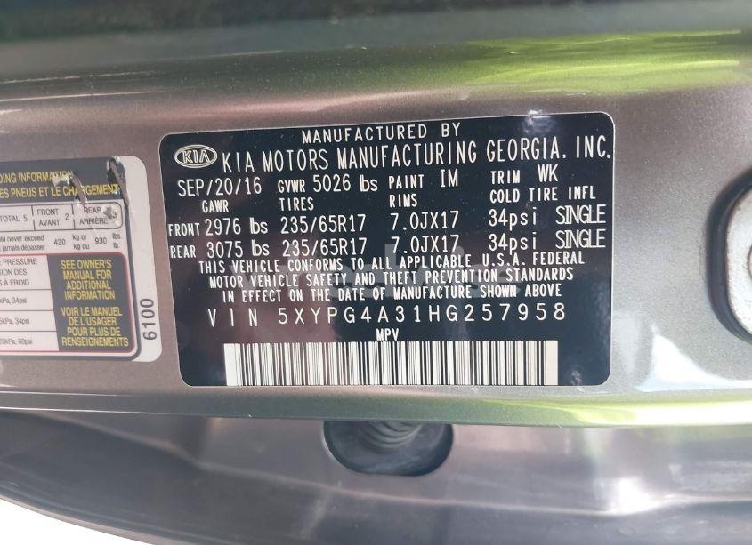 Photo 9 of 2017 Kia Sorento 2.4L LX (VIN 5XYPG4A31HG257958)