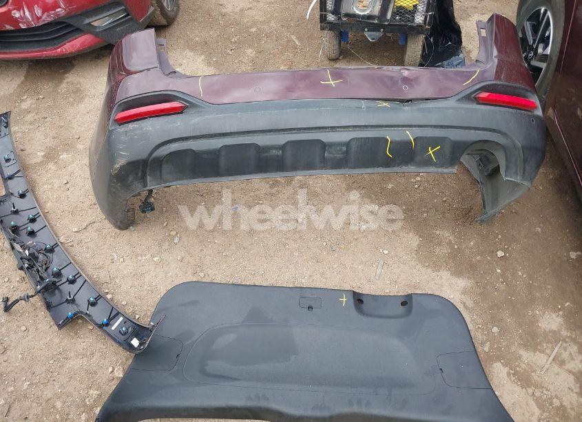 Photo 19 of 2018 Kia Sorento 2.4L LX (VIN 5XYPG4A31JG376535)