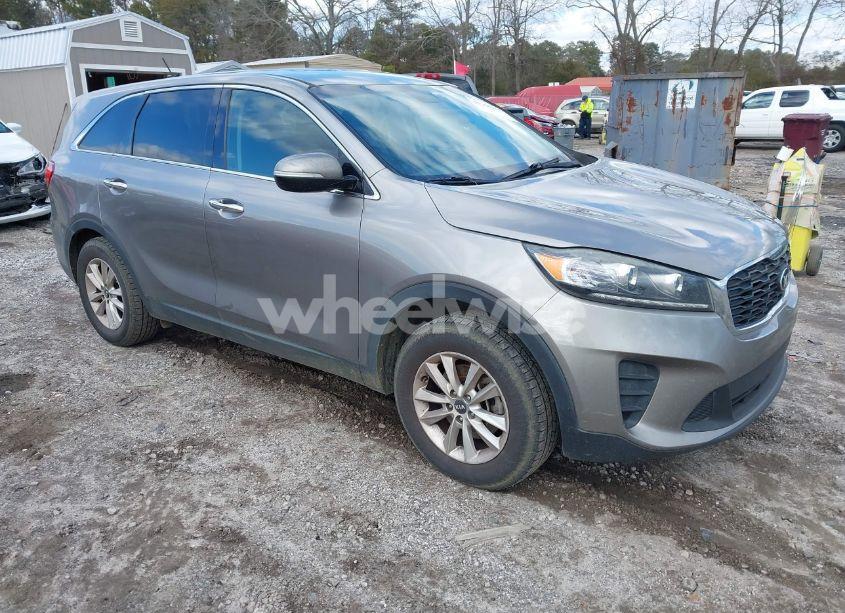 2019 Kia Sorento 2.4L L (VIN 5XYPG4A31KG475163) main photo