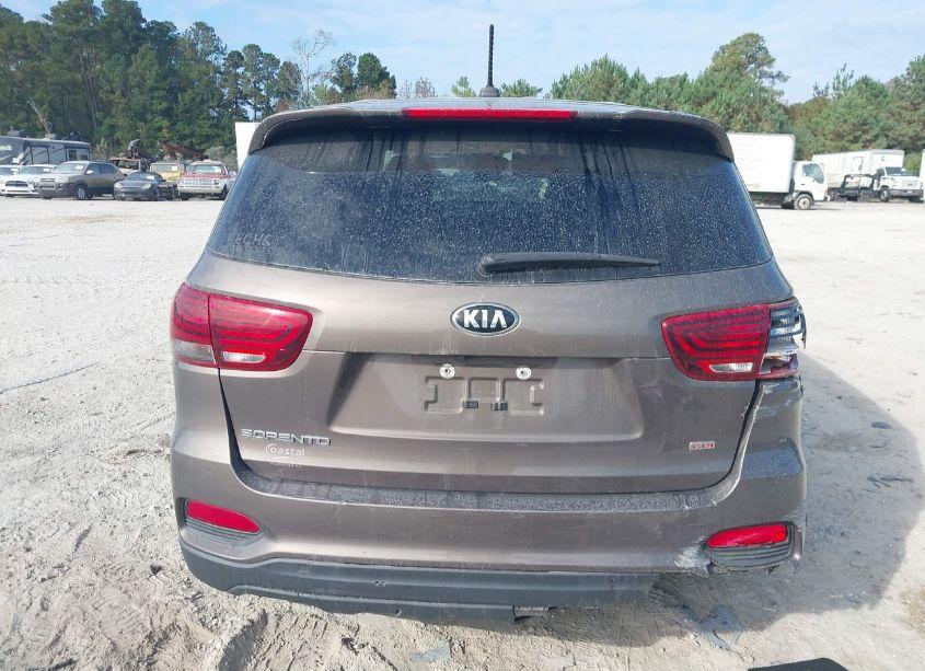 Photo 16 of 2019 Kia Sorento 2.4L LX (VIN 5XYPG4A31KG506086)