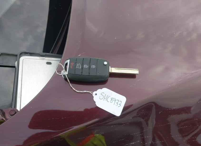 Photo 11 of 2019 Kia Sorento 2.4L LX (VIN 5XYPG4A31KG509294)