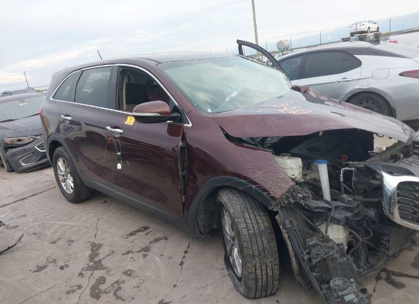Photo 14 of 2019 Kia Sorento 2.4L LX (VIN 5XYPG4A31KG509294)