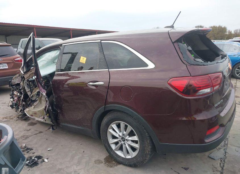 Photo 15 of 2019 Kia Sorento 2.4L LX (VIN 5XYPG4A31KG509294)
