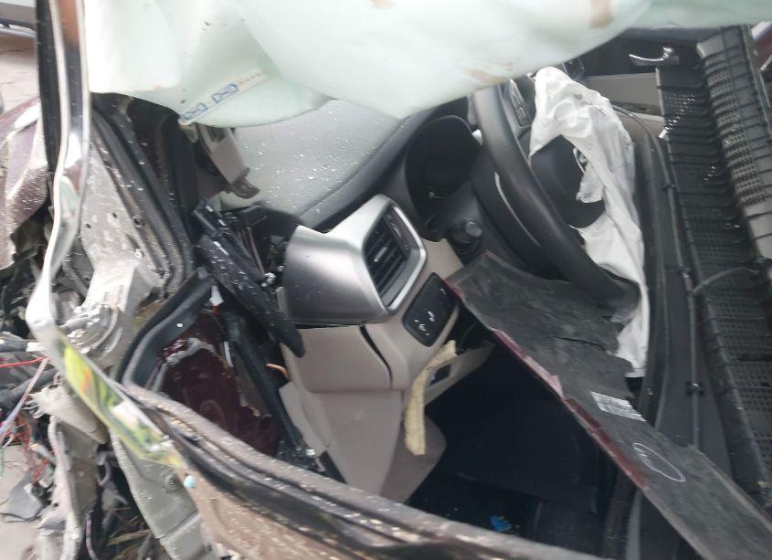 Photo 16 of 2019 Kia Sorento 2.4L LX (VIN 5XYPG4A31KG509294)