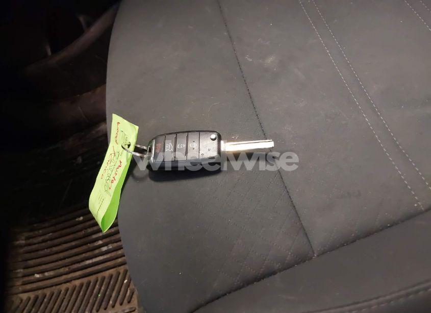 Photo 11 of 2019 Kia Sorento 2.4L LX (VIN 5XYPG4A31KG569592)