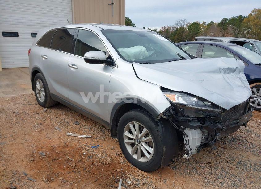 2020 Kia Sorento 2.4L L (VIN 5XYPG4A31LG646530) main photo