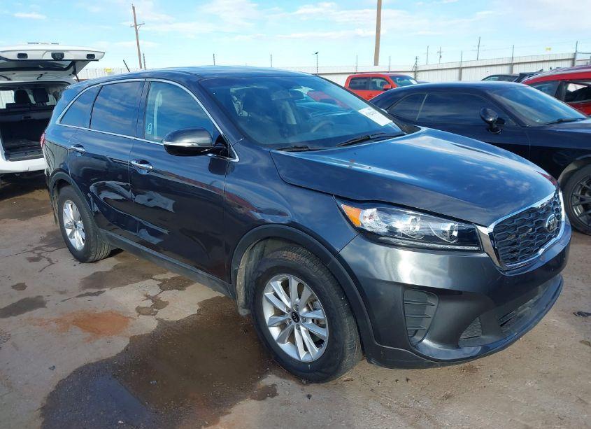 2020 Kia Sorento 2.4L LX (VIN 5XYPG4A31LG658015) main photo