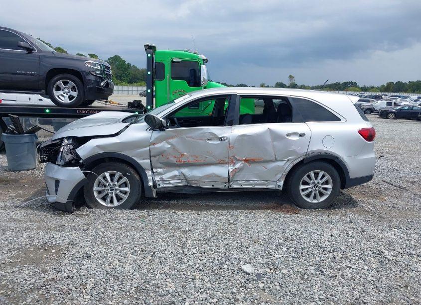 Photo 14 of 2020 Kia Sorento 2.4L LX (VIN 5XYPG4A31LG685070)