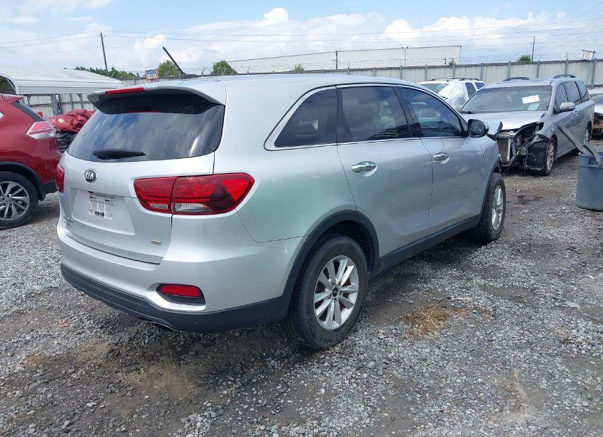 Photo 4 of 2020 Kia Sorento 2.4L LX (VIN 5XYPG4A31LG685070)