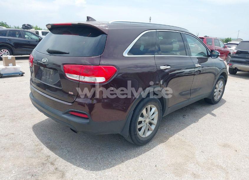 Photo 4 of 2016 Kia Sorento 2.4L LX (VIN 5XYPG4A32GG055287)