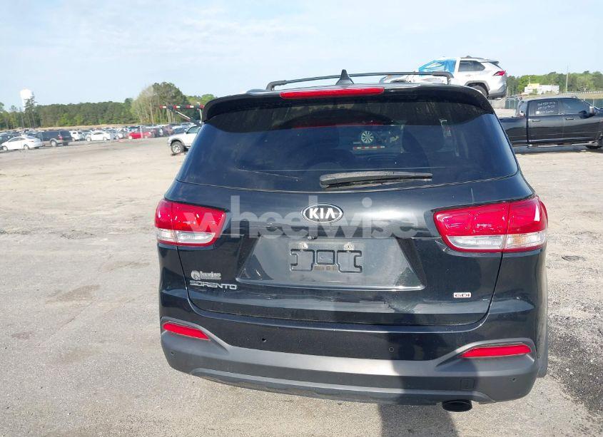 Photo 17 of 2016 Kia Sorento 2.4L LX (VIN 5XYPG4A32GG086300)