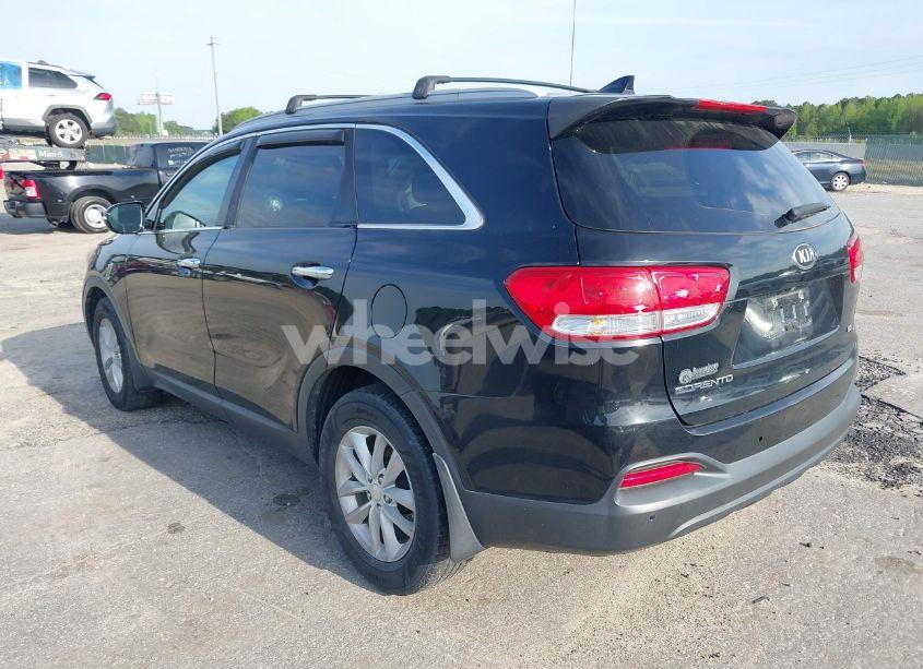 Photo 3 of 2016 Kia Sorento 2.4L LX (VIN 5XYPG4A32GG086300)