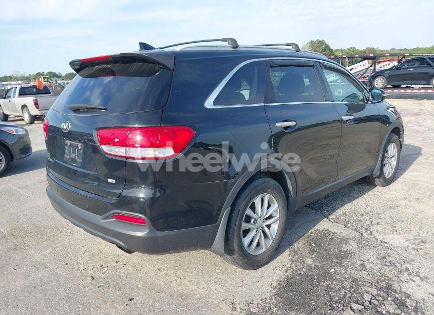 Photo 4 of 2016 Kia Sorento 2.4L LX (VIN 5XYPG4A32GG086300)