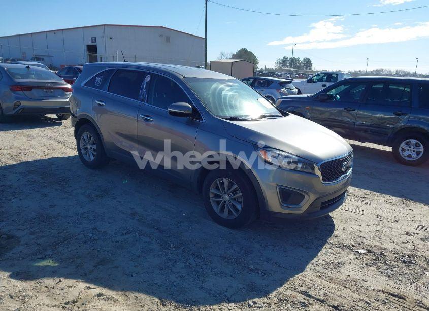 2016 Kia Sorento 2.4L L (VIN 5XYPG4A32GG115679) main photo