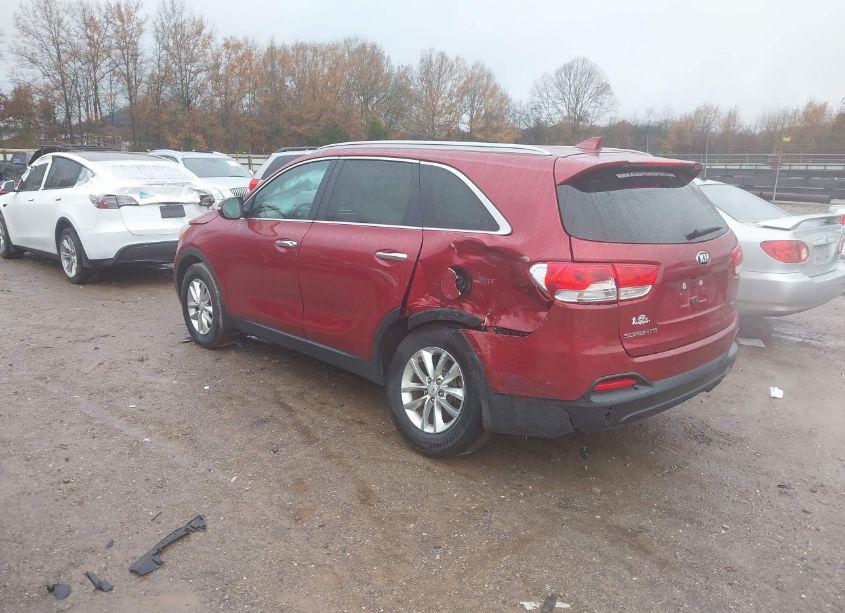Photo 3 of 2016 Kia Sorento 2.4L LX (VIN 5XYPG4A32GG181777)