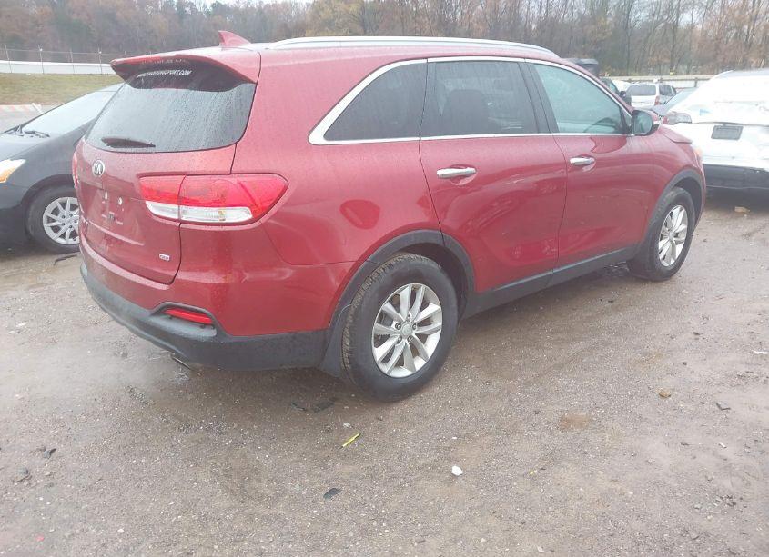 Photo 4 of 2016 Kia Sorento 2.4L LX (VIN 5XYPG4A32GG181777)