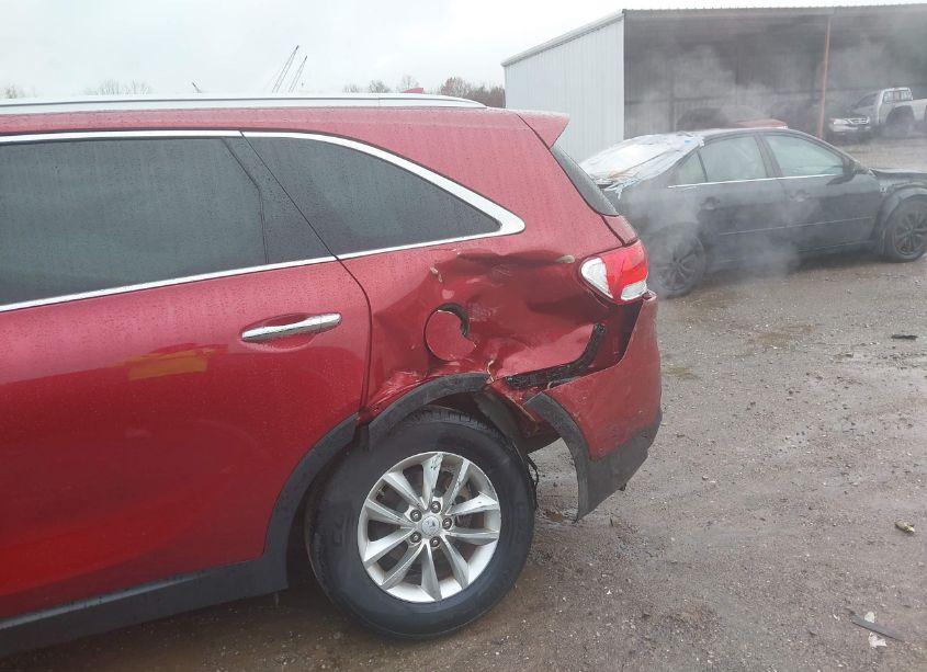 Photo 6 of 2016 Kia Sorento 2.4L LX (VIN 5XYPG4A32GG181777)