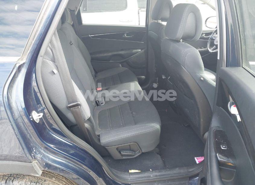 Photo 8 of 2016 Kia Sorento 2.4L LX (VIN 5XYPG4A32GG185733)