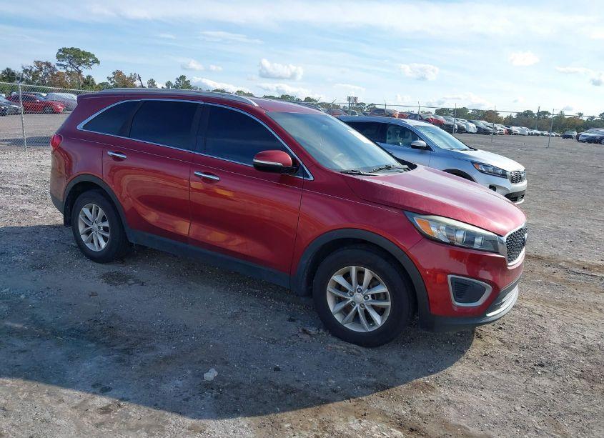 2017 Kia Sorento 2.4L LX (VIN 5XYPG4A32HG241736) main photo
