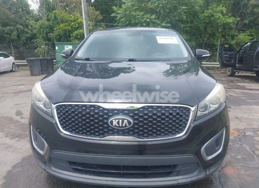 Photo 12 of 2017 Kia Sorento 2.4L L (VIN 5XYPG4A32HG265440)