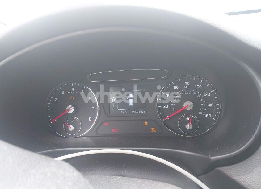 Photo 7 of 2017 Kia Sorento 2.4L L (VIN 5XYPG4A32HG265440)