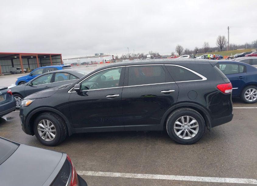 Photo 14 of 2017 Kia Sorento 2.4L L (VIN 5XYPG4A32HG279791)