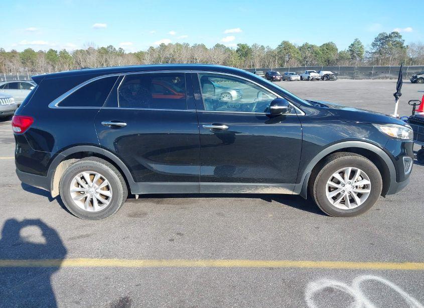 Photo 13 of 2017 Kia Sorento 2.4L L (VIN 5XYPG4A32HG283243)