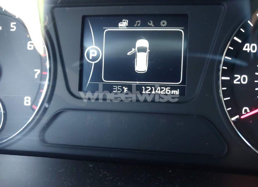 Photo 15 of 2017 Kia Sorento 2.4L LX (VIN 5XYPG4A32HG284408)