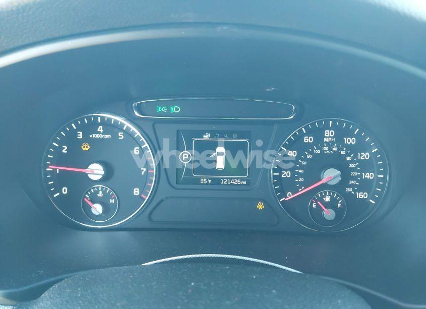 Photo 7 of 2017 Kia Sorento 2.4L LX (VIN 5XYPG4A32HG284408)