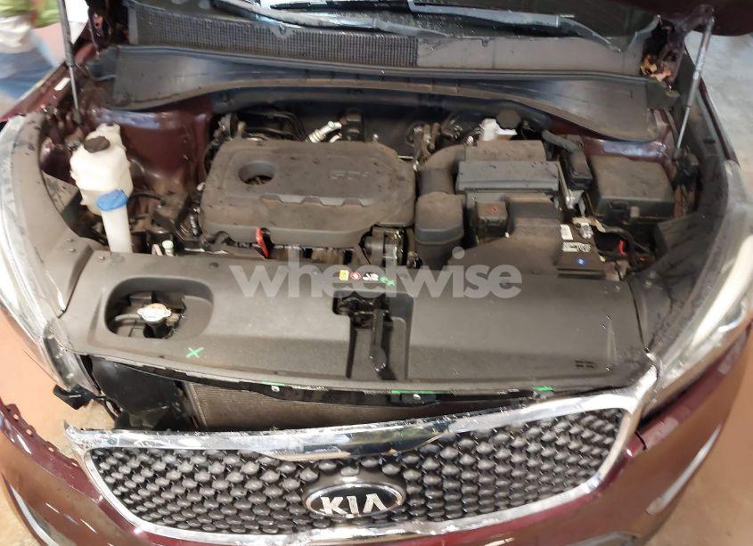 Photo 10 of 2017 Kia Sorento 2.4L LX (VIN 5XYPG4A32HG287342)