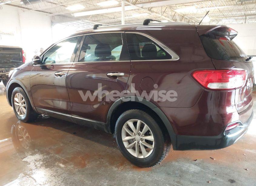 Photo 14 of 2017 Kia Sorento 2.4L LX (VIN 5XYPG4A32HG287342)