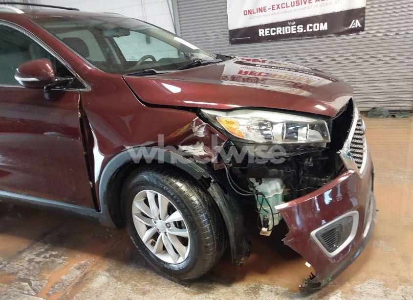 Photo 6 of 2017 Kia Sorento 2.4L LX (VIN 5XYPG4A32HG287342)