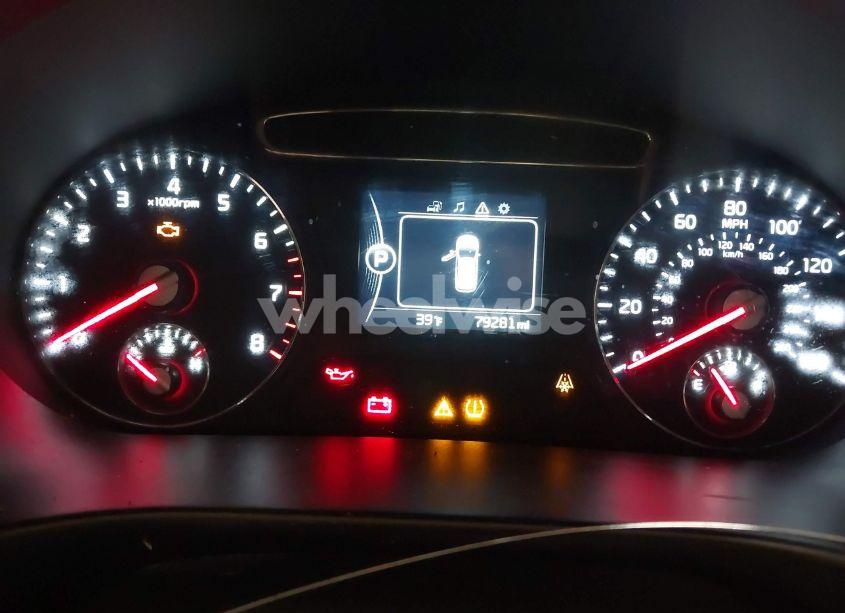 Photo 7 of 2017 Kia Sorento 2.4L LX (VIN 5XYPG4A32HG287342)