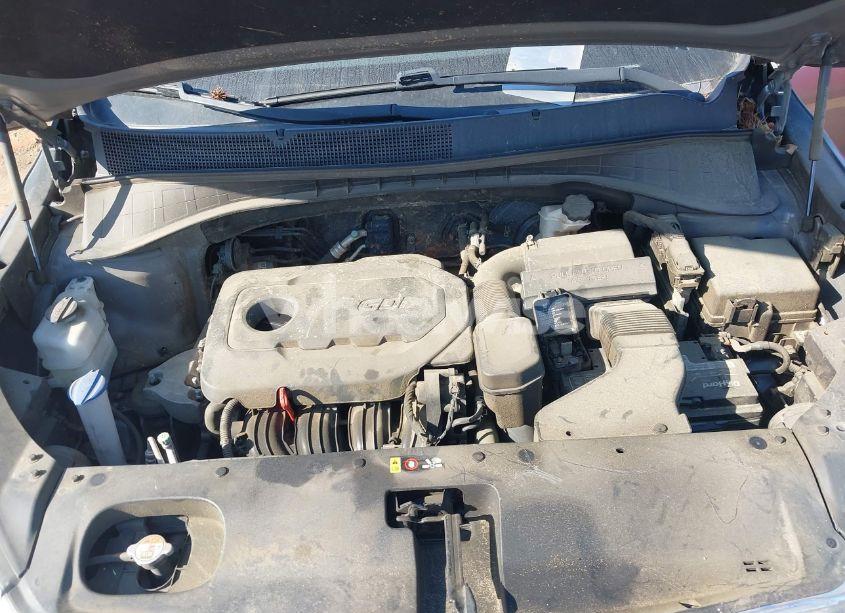 Photo 10 of 2017 Kia Sorento 2.4L LX (VIN 5XYPG4A32HG294131)