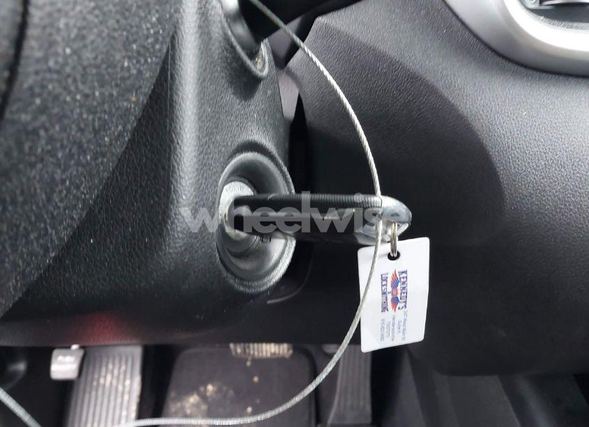 Photo 11 of 2018 Kia Sorento 2.4L L (VIN 5XYPG4A32JG395997)