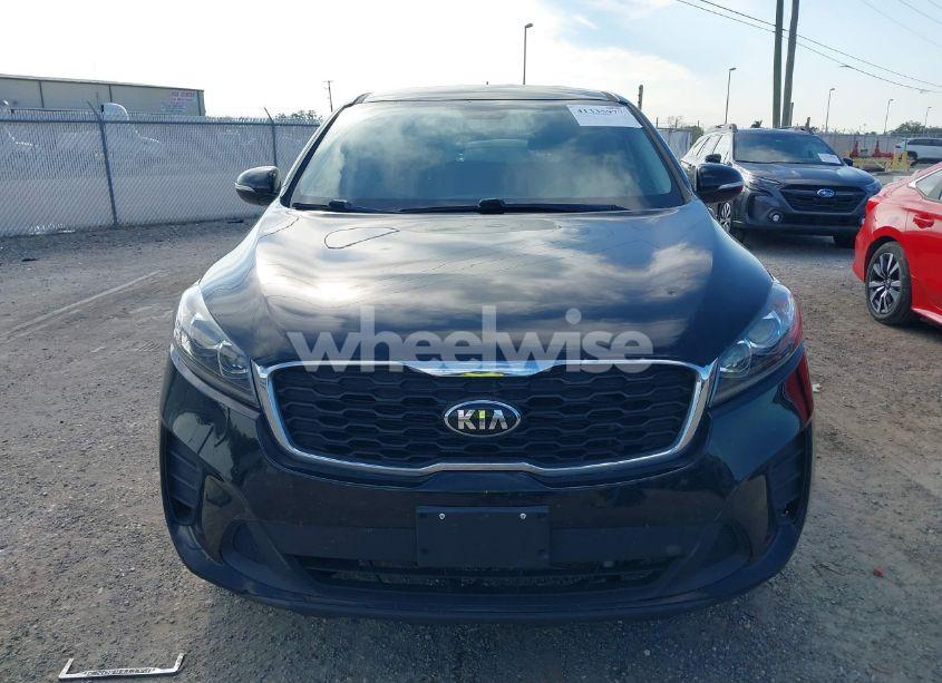 Photo 12 of 2019 Kia Sorento 2.4L LX (VIN 5XYPG4A32KG517128)